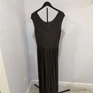 Heath Ceramics Olive Scoop-Neck Maxi Dress